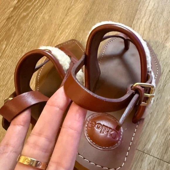 Chloe leather sheepskin sandals - Picture 3 of 6